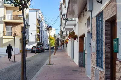 Middle Floor Apartment in Estepona