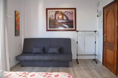 Middle Floor Apartment in Estepona