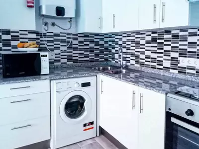 Middle Floor Apartment in Estepona