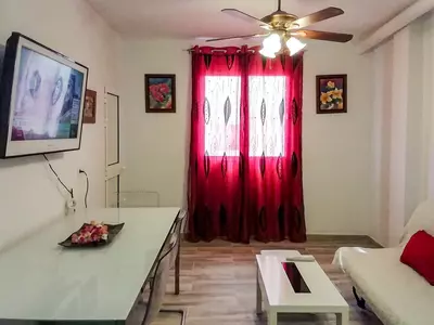 Middle Floor Apartment in Estepona