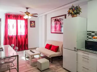 Middle Floor Apartment in Estepona
