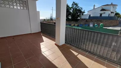 Middle Floor Apartment in Manilva