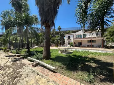 Detached Villa in Nueva Andalucía