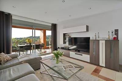 Middle Floor Apartment in Atalaya