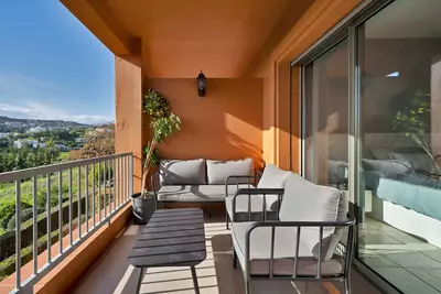 Middle Floor Apartment in Atalaya