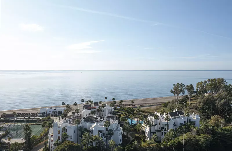 Middle Floor Apartment in Estepona