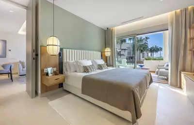 Middle Floor Apartment in Estepona