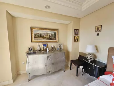 Middle Floor Apartment in Estepona