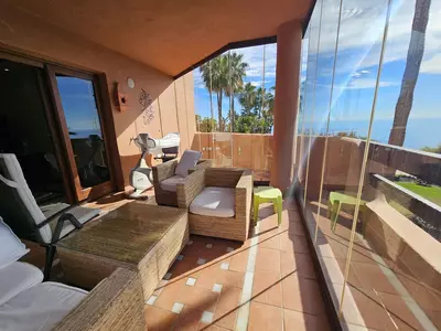 Middle Floor Apartment in Estepona