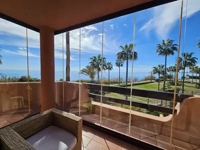 Middle Floor Apartment in Estepona