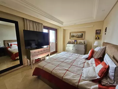Middle Floor Apartment in Estepona