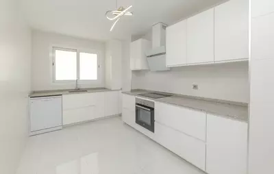 Middle Floor Apartment in Marbella