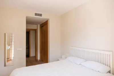 Middle Floor Apartment in Estepona