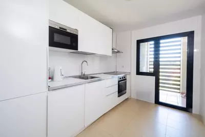 Middle Floor Apartment in Estepona