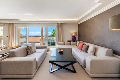 Penthouse Duplex in Nueva Andalucía