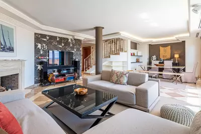 Penthouse Duplex in Nueva Andalucía