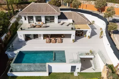 Detached Villa in Elviria