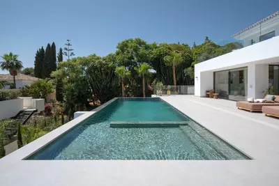 Detached Villa in Elviria