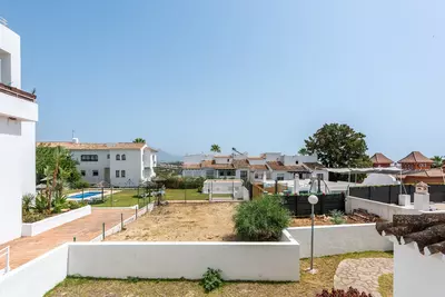 Top Floor Apartment in Manilva