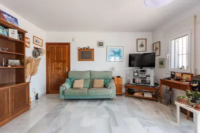 Top Floor Apartment in Manilva