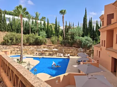 Middle Floor Apartment in Benahavís