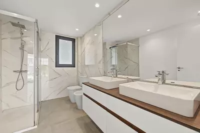 Middle Floor Apartment in Selwo