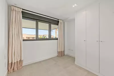 Middle Floor Apartment in Selwo