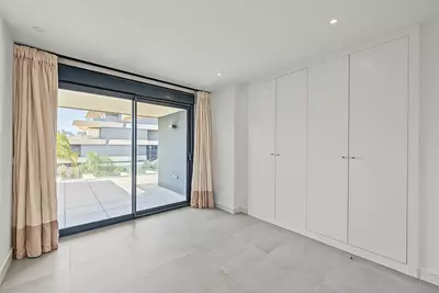 Middle Floor Apartment in Selwo