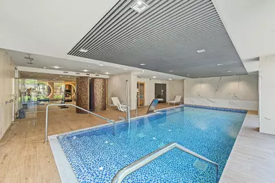 Middle Floor Apartment in Selwo