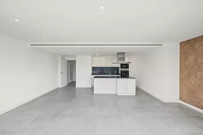 Middle Floor Apartment in Selwo