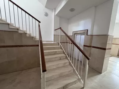 Middle Floor Apartment in Estepona