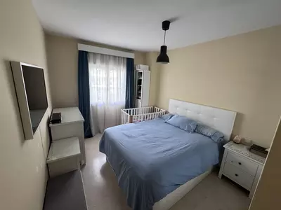 Middle Floor Apartment in Estepona