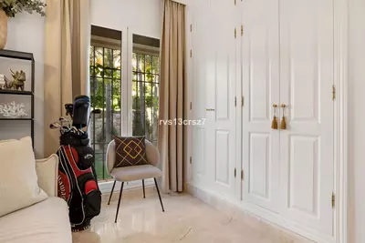 Middle Floor Apartment in Elviria