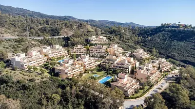 Middle Floor Apartment in Elviria