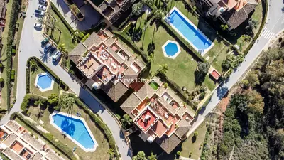 Middle Floor Apartment in Elviria