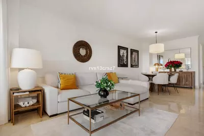 Middle Floor Apartment in Elviria