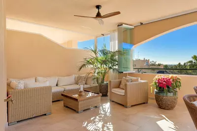 Middle Floor Apartment in Elviria