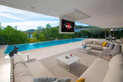 Detached Villa in Nueva Andalucía