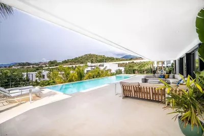Detached Villa in Nueva Andalucía