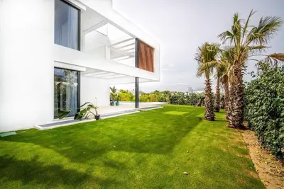 Detached Villa in Nueva Andalucía