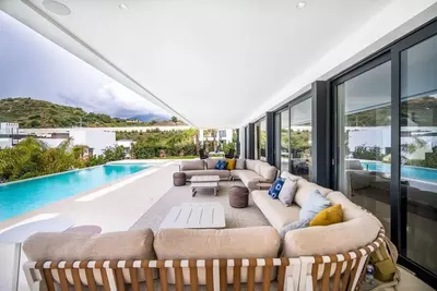 Detached Villa in Nueva Andalucía