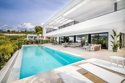 Detached Villa in Nueva Andalucía