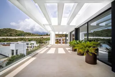 Detached Villa in Nueva Andalucía