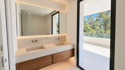 Detached Villa in Nueva Andalucía