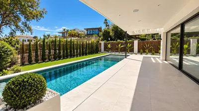 Detached Villa in Nueva Andalucía