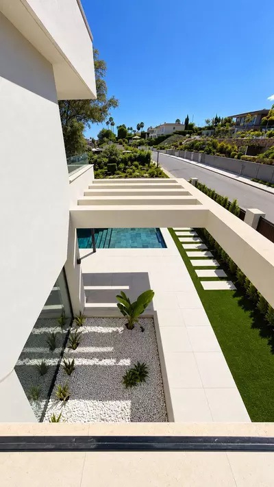 Detached Villa in Nueva Andalucía