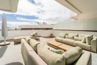 Middle Floor Apartment in Estepona