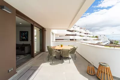 Middle Floor Apartment in Estepona