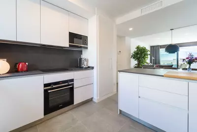 Middle Floor Apartment in Estepona