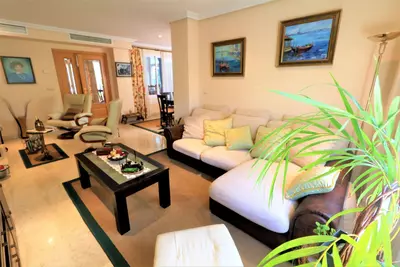 Semi-Detached House in Estepona